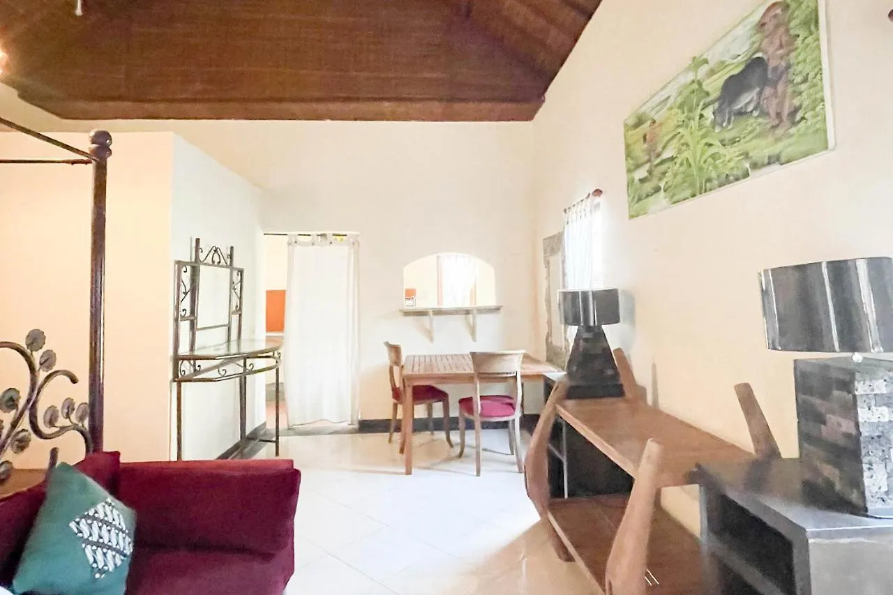 Kelapa Guest House Jimbaran Redpartner Bali